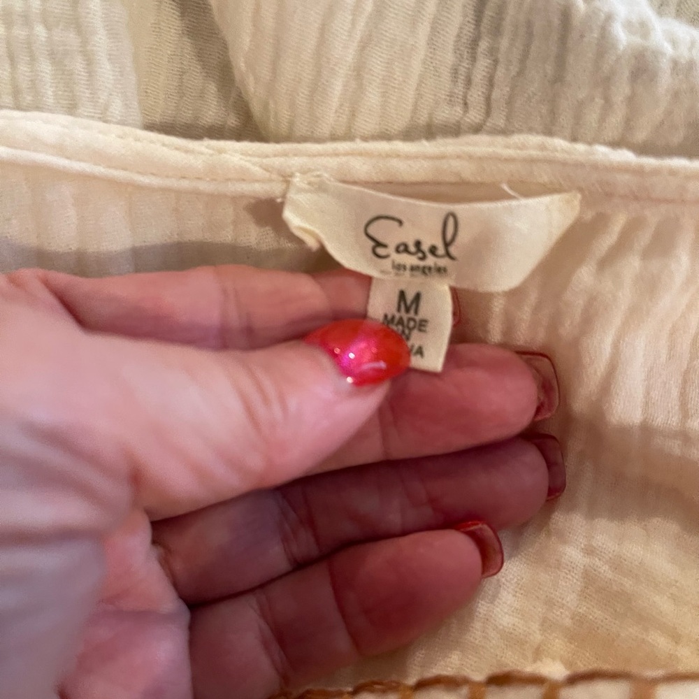 Easel Boho Embroidered V-Neck Peasant Top - Picture 5 of 5